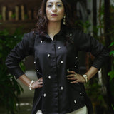 Black Pearl Whisper Top