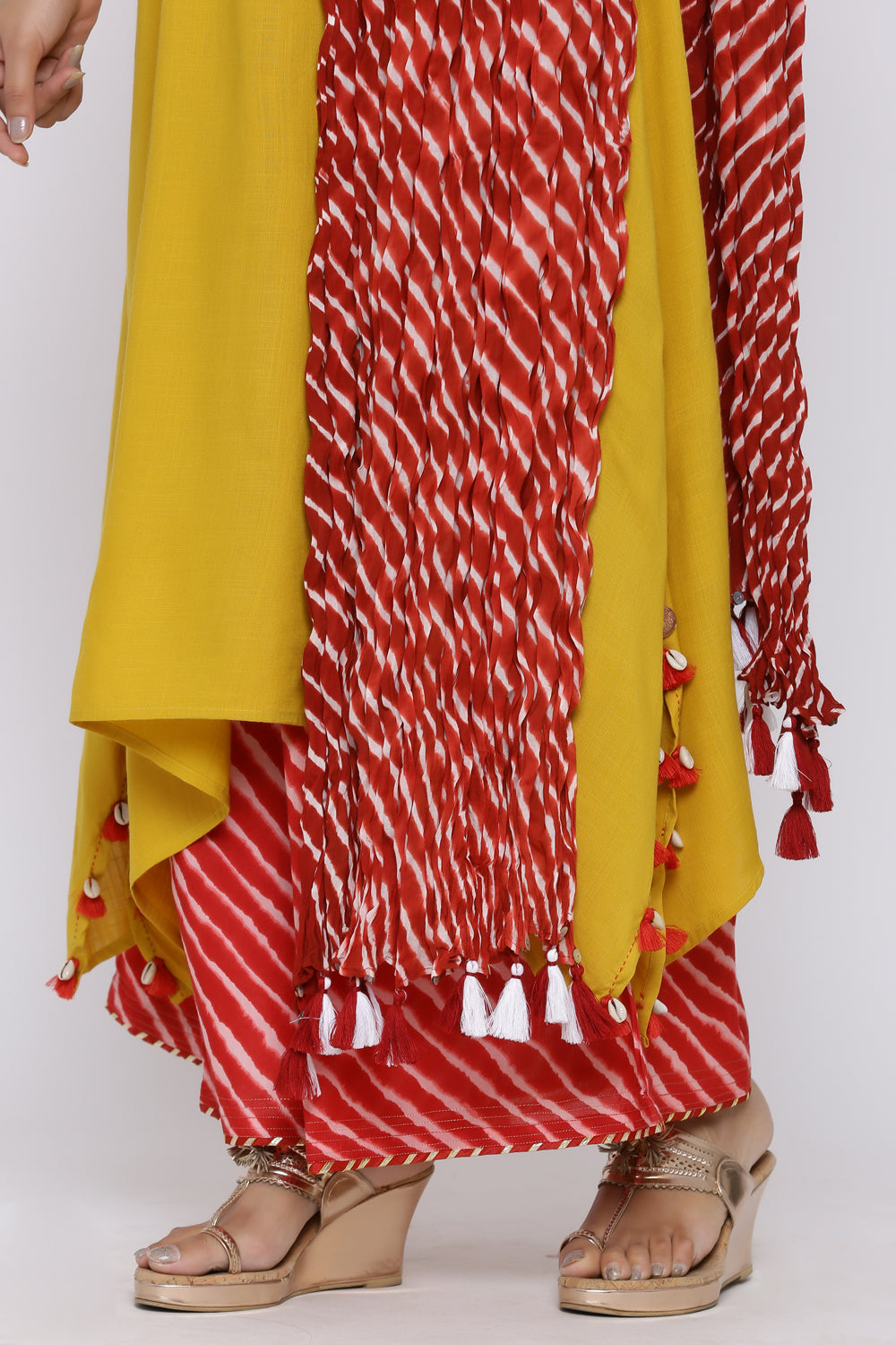 RED LEHARIYA DUPATTA