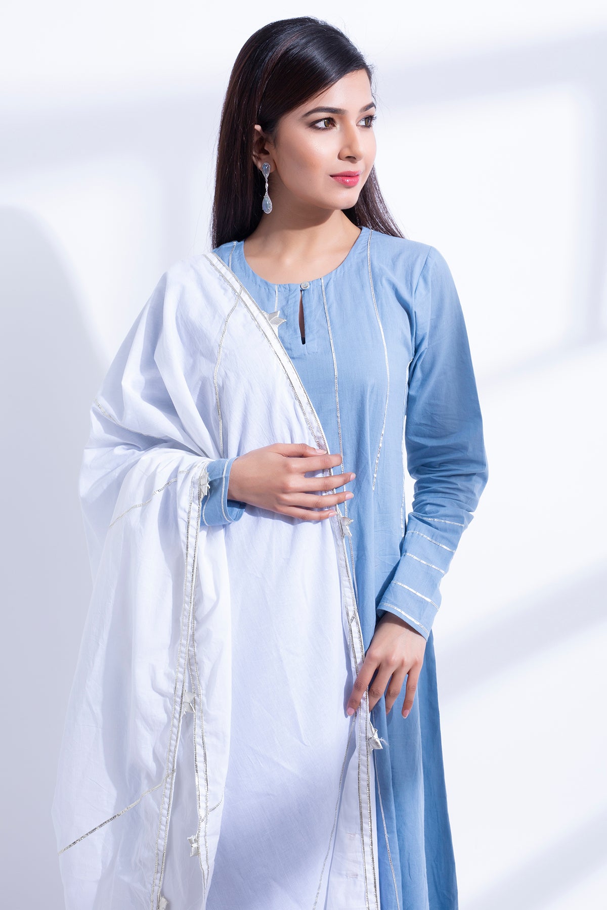 GOTA FLOWER DUPATTA