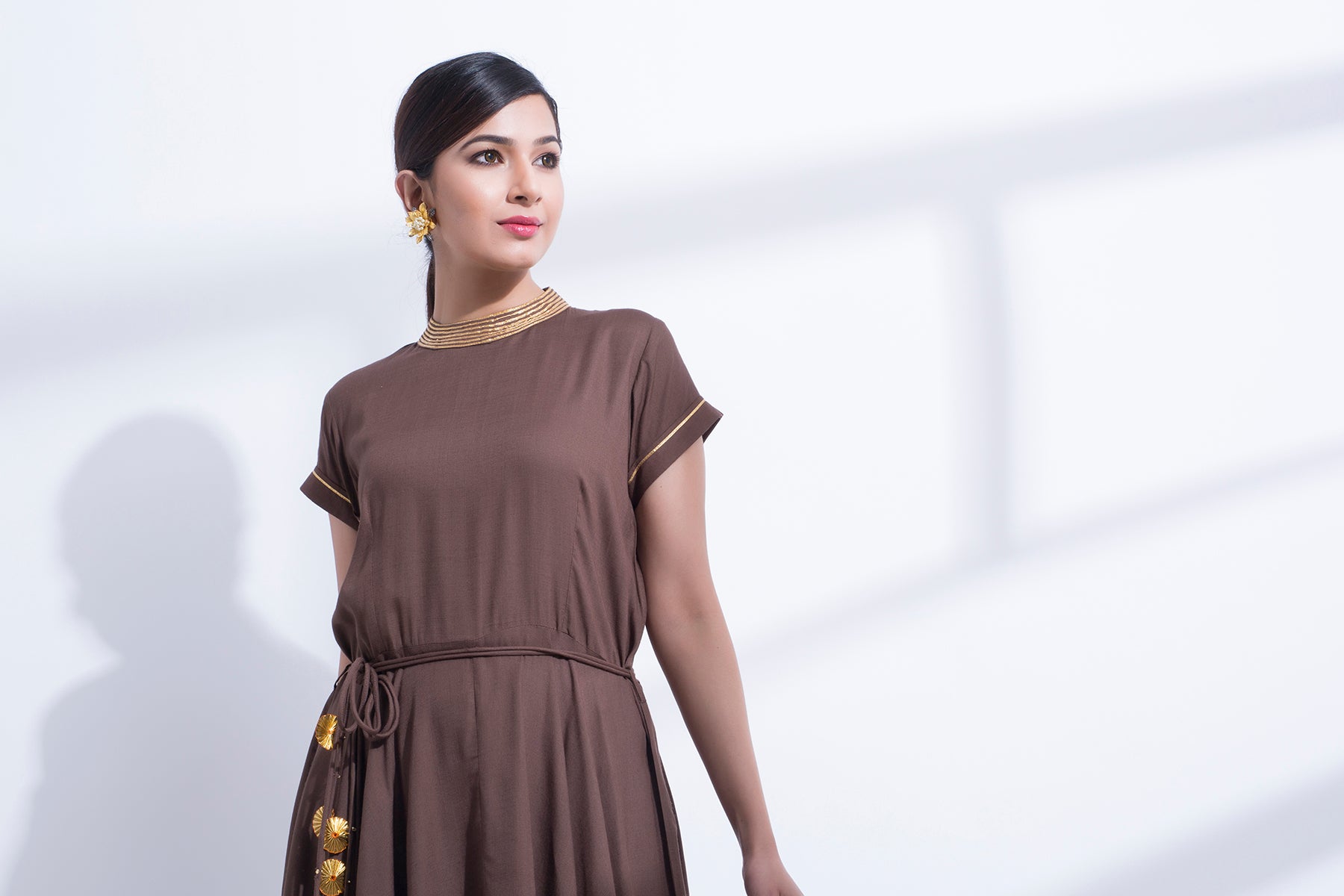 GOTA DETALING FISHTAIL DRESS