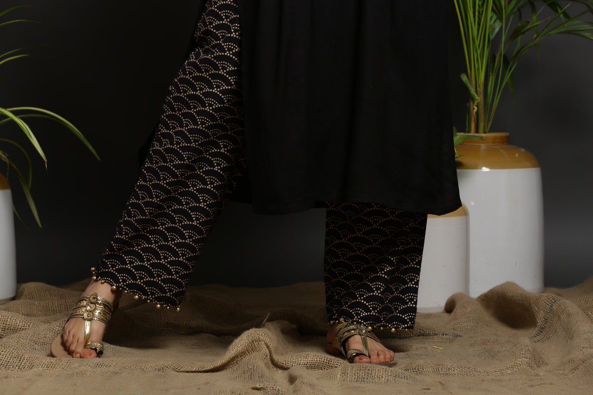 GOLDEN PRINTED PANT