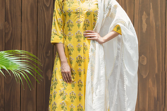 Ivory coloure dupatta