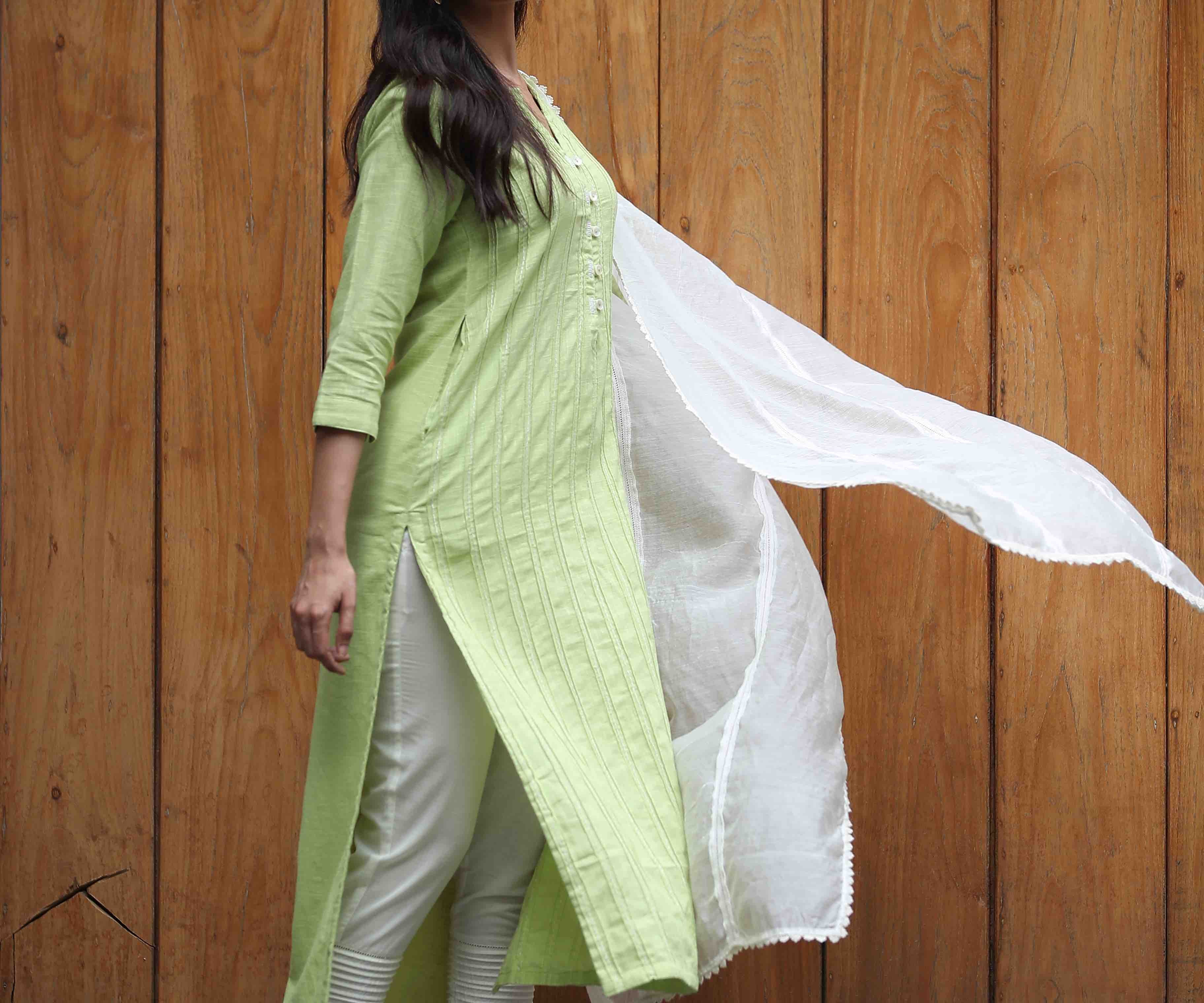 Off White Pleated Pant