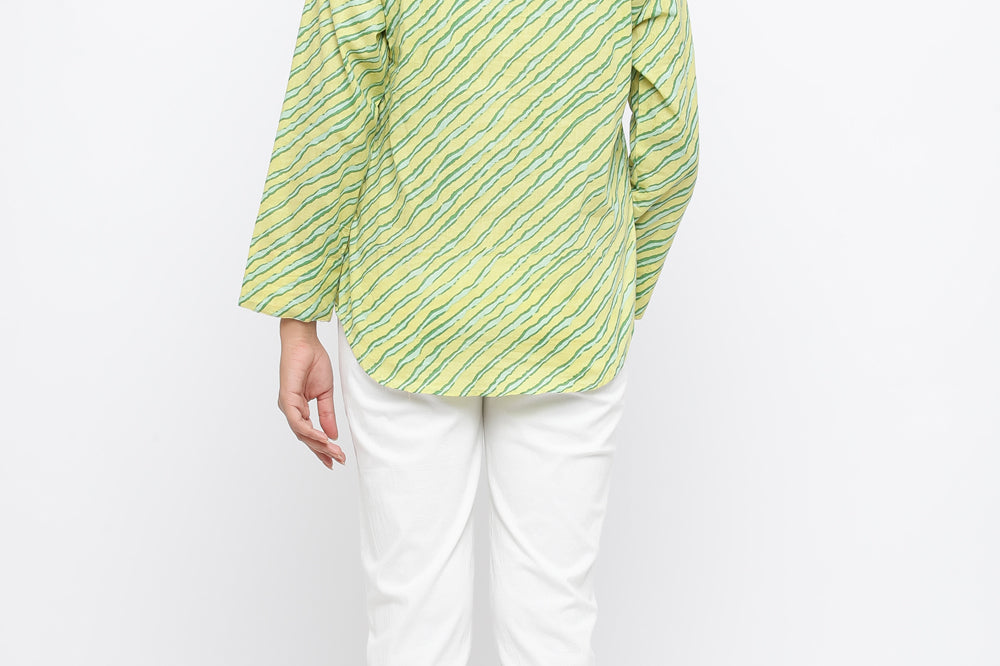 GREEN COLOUR LEHARIYA PRINTED COTTON TUNIC
